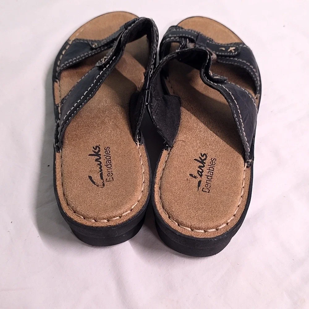 Clarks Slide Sandals Women 8M Black Leather Bendables Contrast Stitch Comfort
